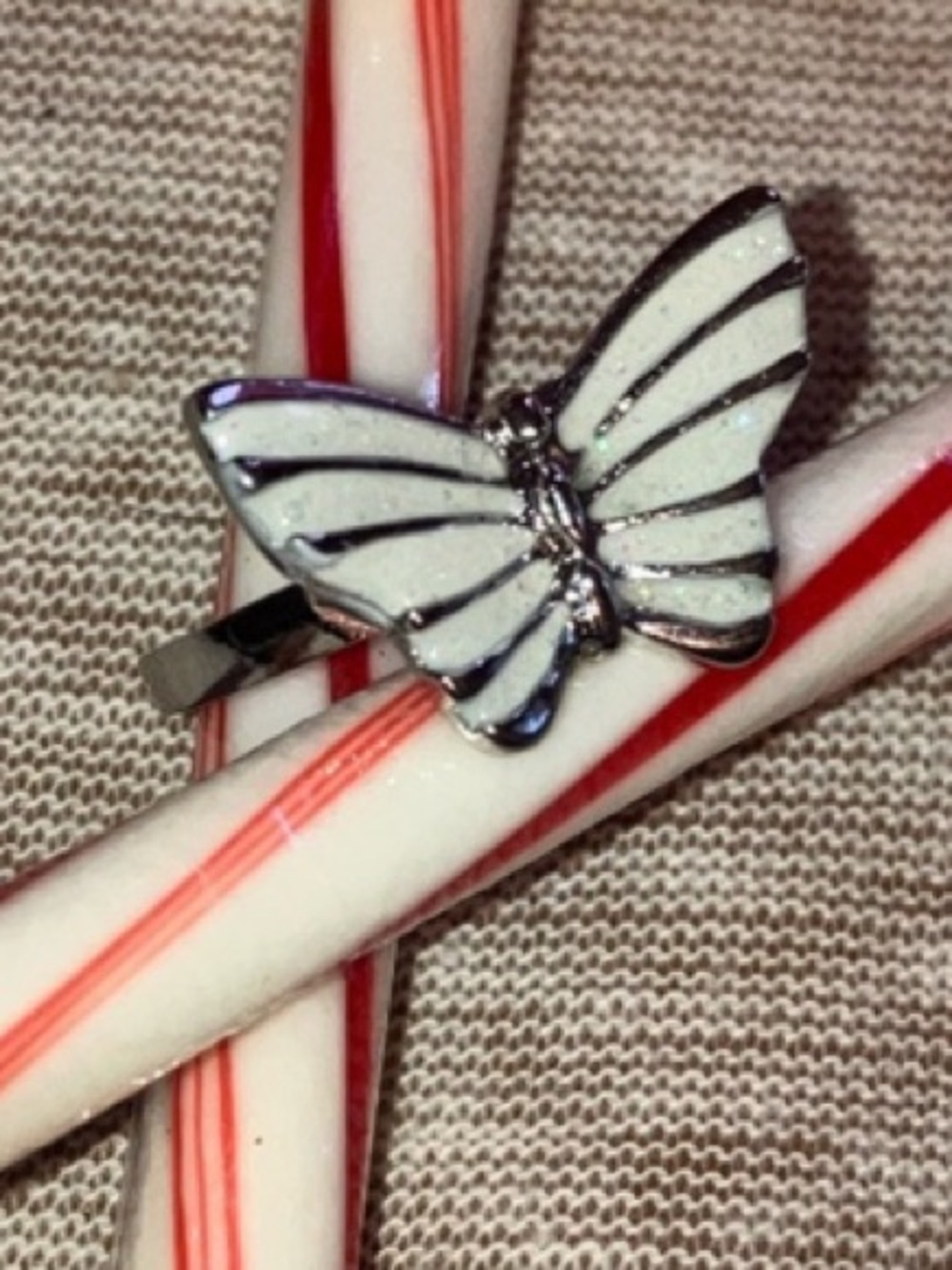 Butterfly White & Silver tone Ring fashion Jewelry Size 8